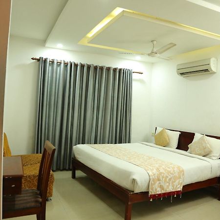 Malabar Plaza Inn Kochi المظهر الخارجي الصورة