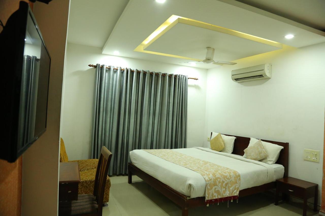 Malabar Plaza Inn Kochi المظهر الخارجي الصورة